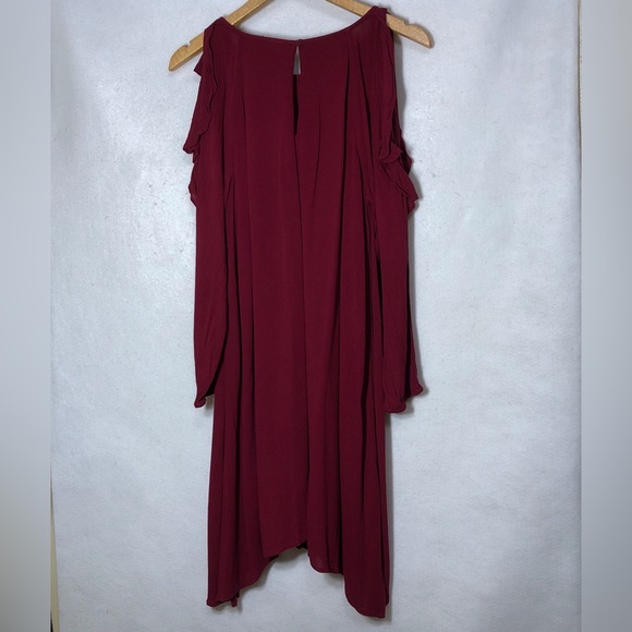 Old Navy Crinkle Dress Cold Shoulder Ruffle - Picture 2 of 4